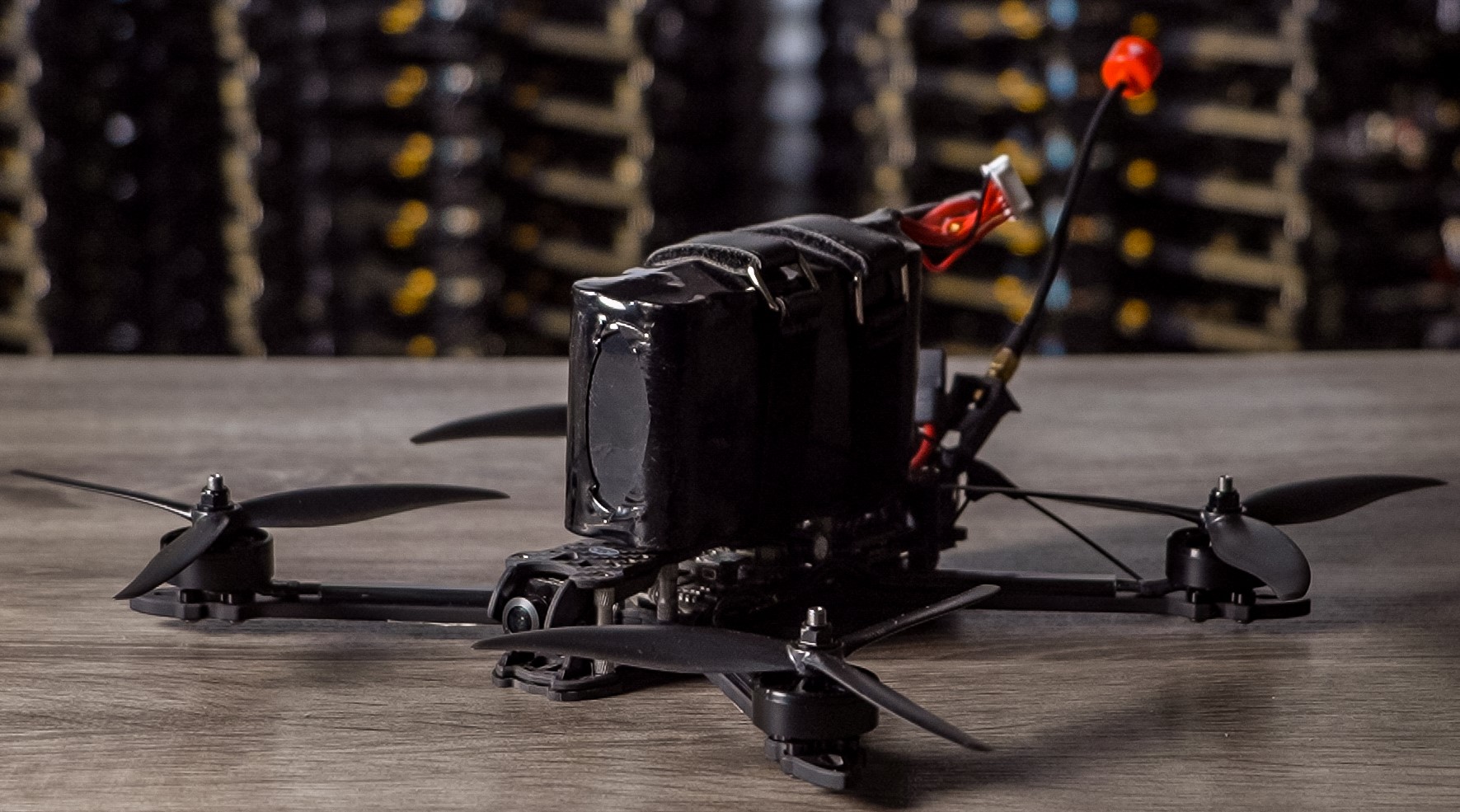 Мультироторний БпЛА типу FPV 8 дюймів Нічна відьма з тепловізійною камерою